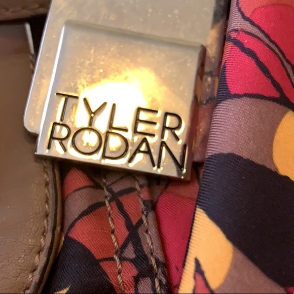 Tyler Rodan Purse - Picture 2 of 4